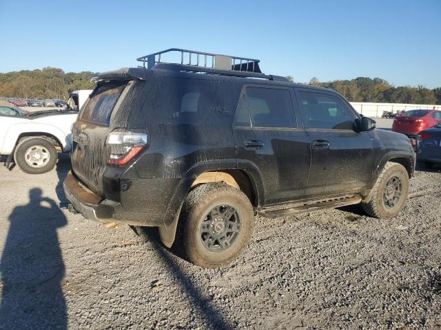 Photo 3 from auction – 2020 TOYOTA 4RUNNER SR with VIN JTEBU5JR7L5770917