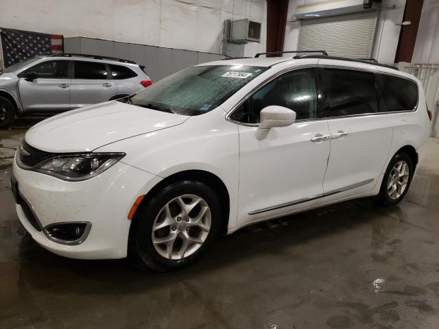 CHRYSLER PACIFICA T 2017 with VIN 2C4RC1BG9HR784968 - Photo from auction