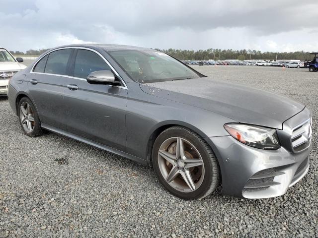 Photo 4 from auction – 2017 MERCEDES-BENZ E 300 with VIN WDDZF4JB5HA012332