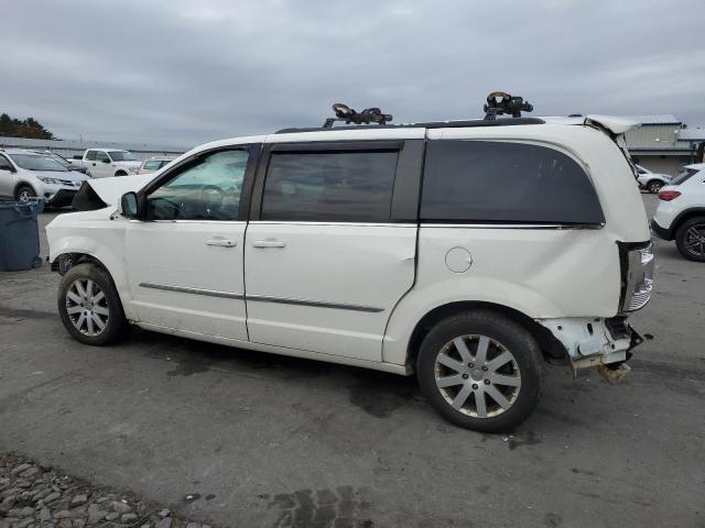 Photo 2 from auction – 2013 CHRYSLER TOWN & COU with VIN 2C4RC1BG5DR512220