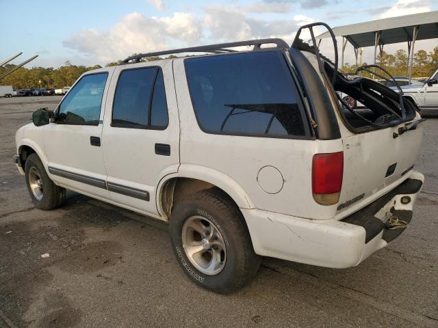 Photo 2 from auction – 2000 CHEVROLET BLAZER with VIN 1GNCS13W6Y2181741
