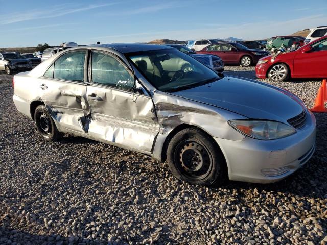 Photo 4 from auction – 2002 TOYOTA CAMRY LE with VIN JTDBE32K020046201