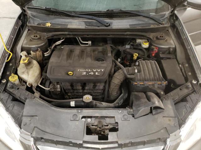 Photo 11 from auction – 2012 CHRYSLER 200 LX with VIN 1C3CCBAB2CN273162