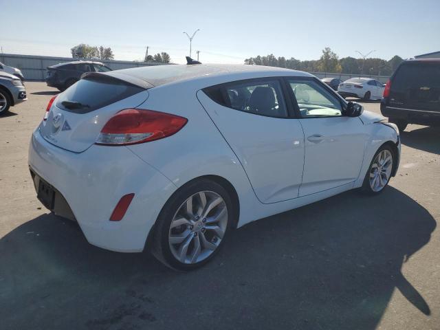Photo 3 from auction – 2013 HYUNDAI VELOSTER with VIN KMHTC6AD7DU137987