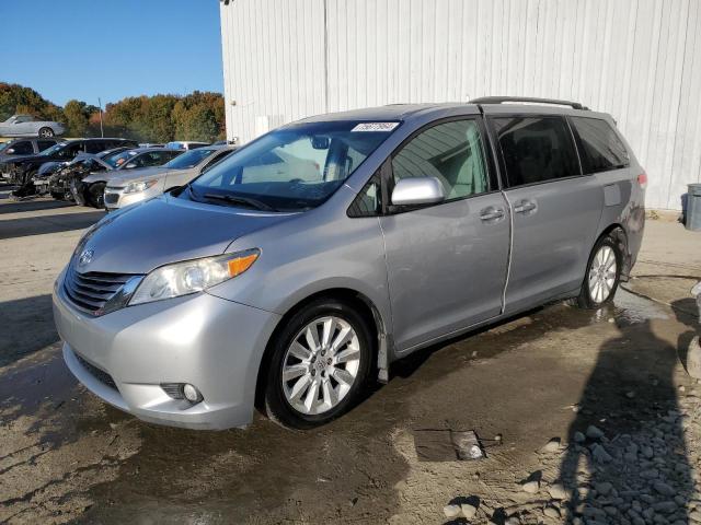 TOYOTA SIENNA XLE 2013 with VIN 5TDDK3DC4DS058682 - Photo from auction
