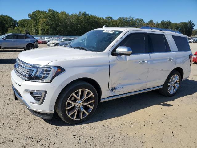 FORD EXPEDITION 2018 with VIN 1FMJU1MT8JEA07412 - Photo from auction