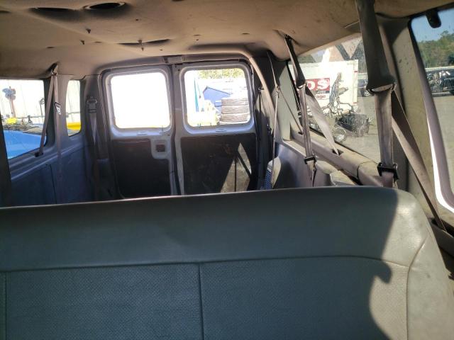 Photo 10 from auction – 2001 FORD ECONOLINE with VIN 1FBSS31L61HA84555