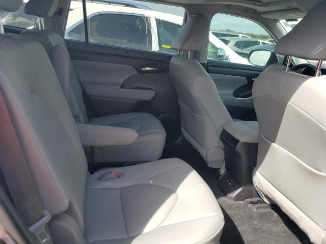 Photo 11 from auction – 2020 TOYOTA HIGHLANDER with VIN 5TDGZRAH3LS014859
