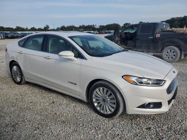 Photo 4 from auction – 2014 FORD FUSION SE with VIN 3FA6P0LU5ER206531