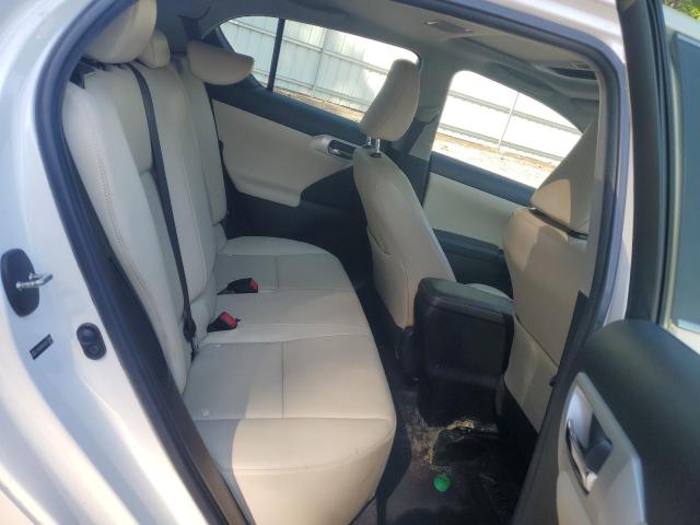 Photo 10 from auction – 2011 LEXUS CT 200 with VIN JTHKD5BH1B2013245
