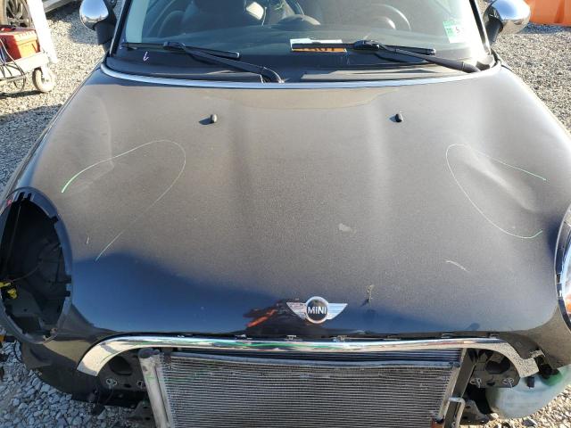 Photo 11 from auction – 2009 MINI COOPER with VIN WMWMF33509TT68468