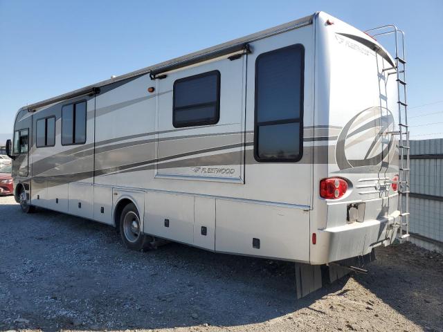 Photo 3 from auction – 2006 PARO MOTORHOME with VIN 5B4MP67G653411692