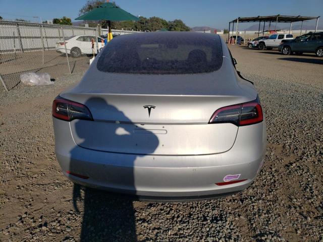 Photo 6 from auction – 2018 TESLA MODEL 3 with VIN 5YJ3E1EA4JF019160