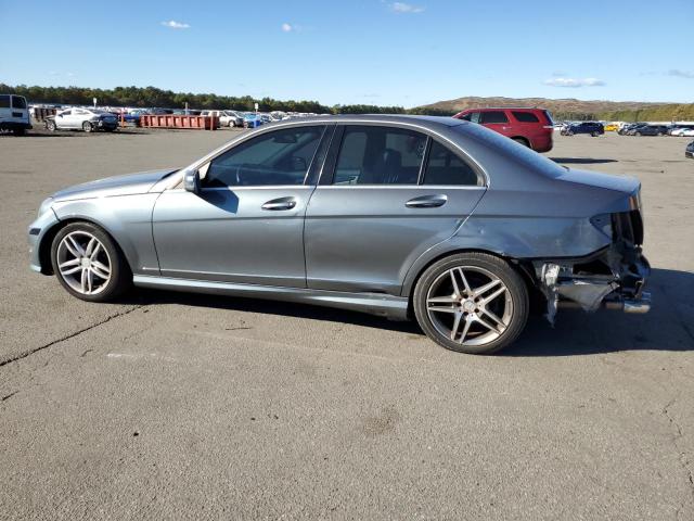 Photo 2 from auction – 2012 MERCEDES-BENZ C 300 with VIN WDDGF8BB0CR192584