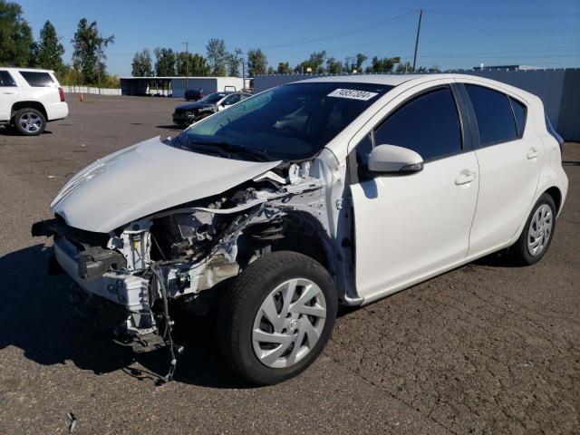 TOYOTA PRIUS C 2016 with VIN JTDKDTB32G1131053 - Photo from auction