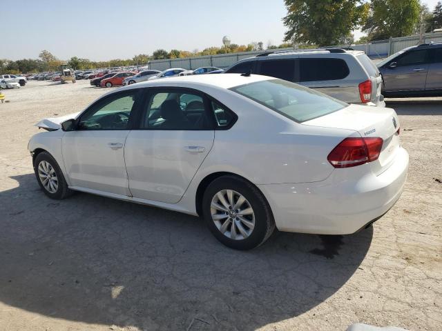 Photo 2 from auction – 2014 VOLKSWAGEN PASSAT S with VIN 1VWAT7A32EC085388