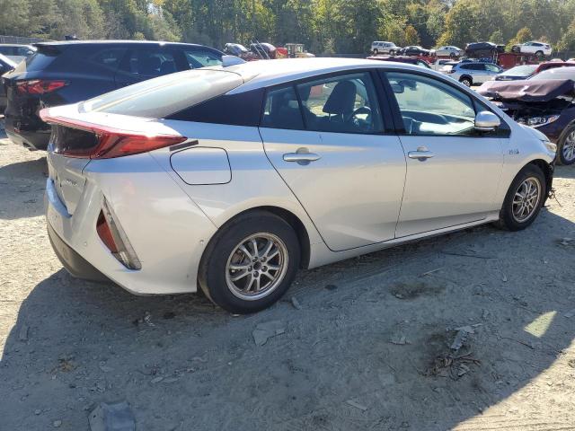 Photo 3 from auction – 2020 TOYOTA PRIUS PRIM with VIN JTDKARFP5L3120779