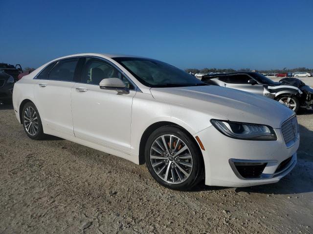 Photo 4 from auction – 2019 LINCOLN MKZ with VIN 3LN6L5A98KR605040