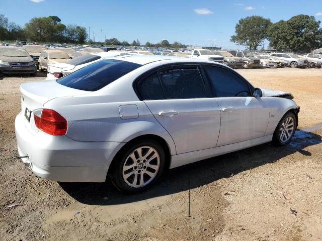 Photo 3 from auction – 2006 BMW 325 I AUTO with VIN WBAVB17576NK37035