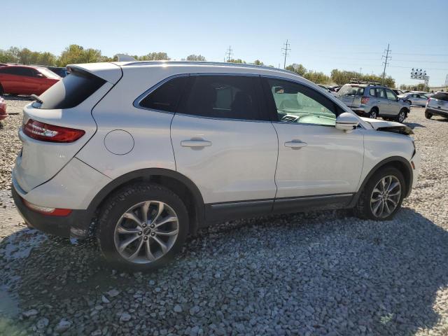 Photo 3 from auction – 2019 LINCOLN MKC SELECT with VIN 5LMCJ2D95KUL30316