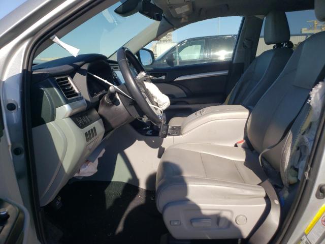 Photo 7 from auction – 2017 TOYOTA HIGHLANDER with VIN 5TDKZRFH5HS526035