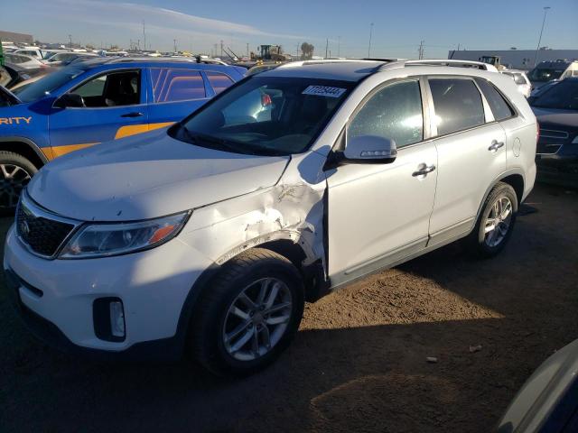 KIA SORENTO LX 2015 with VIN 5XYKTCA69FG642661 - Photo from auction