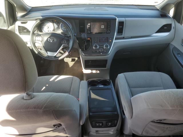 Photo 8 from auction – 2018 TOYOTA SIENNA LE with VIN 5TDKZ3DC8JS938900