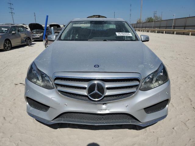 Photo 5 from auction – 2015 MERCEDES-BENZ E 350 with VIN WDDHF5KB3FB125851