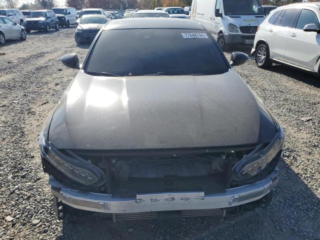 Photo 5 from auction – 2022 HONDA ACCORD with VIN 1HGCV2F3XNA015376