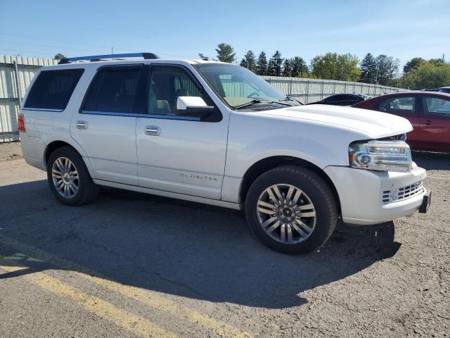 Photo 4 from auction – 2010 LINCOLN NAVIGATOR with VIN 5LMJJ2J57AEJ07874
