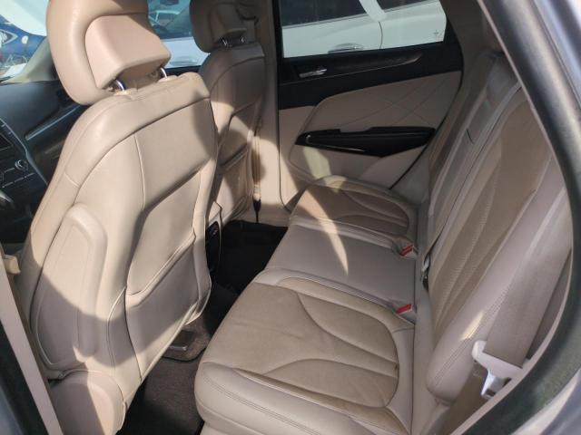 Photo 11 from auction – 2018 LINCOLN MKC RESERV with VIN 5LMCJ3C94JUL32080