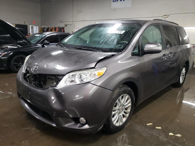 Photo 1 from auction – 2012 TOYOTA SIENNA XLE with VIN 5TDYK3DCXCS221075
