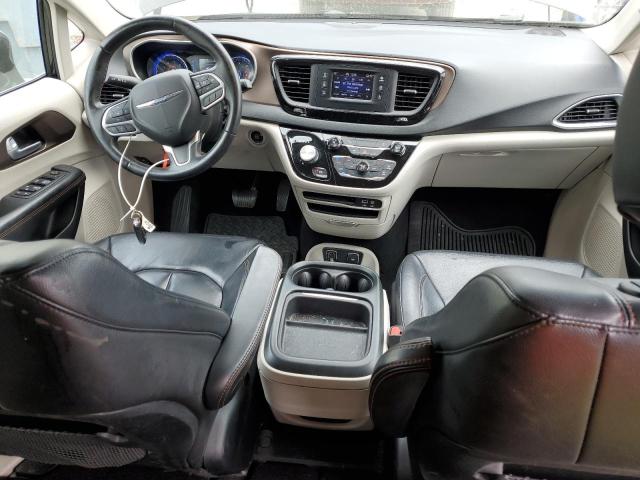 Photo 8 from auction – 2017 CHRYSLER PACIFICA T with VIN 2C4RC1BG0HR613011