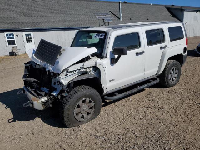 HUMMER H3 2009 with VIN 5GTEN13E698110109 - Photo from auction