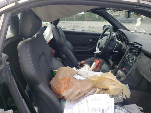 Photo 10 from auction – 1998 MERCEDES-BENZ SLK-CLASS with VIN WDBKK47F2WF063948