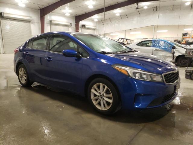 Photo 4 from auction – 2017 KIA FORTE LX with VIN 3KPFL4A76HE136723