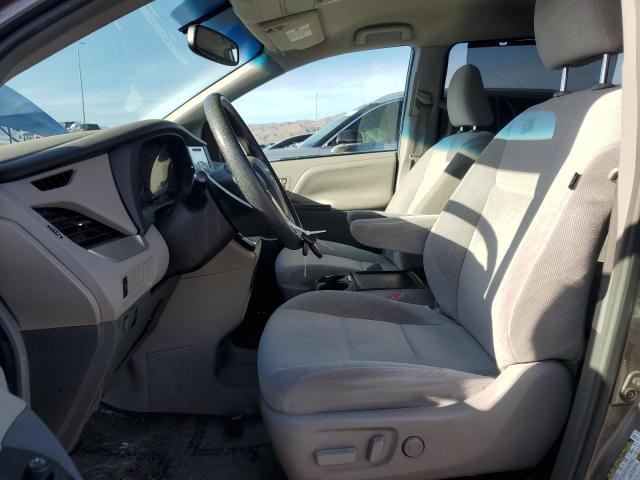 Photo 7 from auction – 2015 TOYOTA SIENNA LE with VIN 5TDKK3DC4FS579945