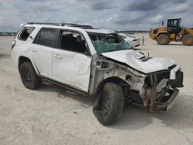 Photo 4 from auction – 2019 TOYOTA 4RUNNER SR with VIN JTEBU5JR9K5708577