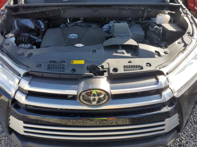 Photo 12 from auction – 2019 TOYOTA HIGHLANDER with VIN 5TDKZRFH6KS568186