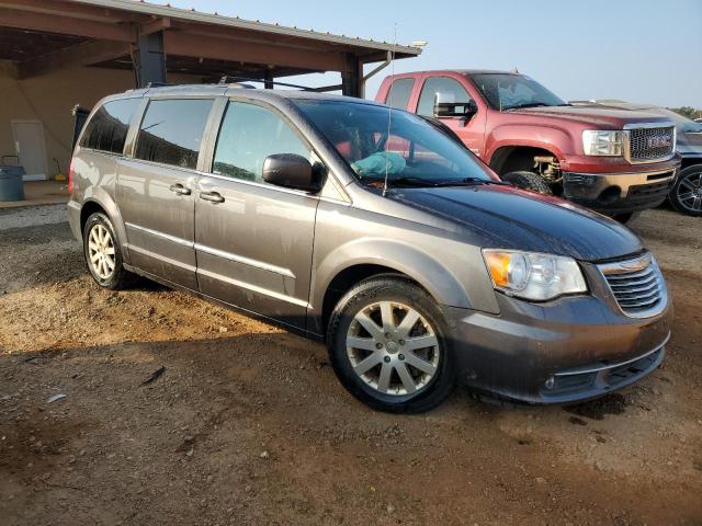 Photo 4 from auction – 2016 CHRYSLER TOWN & COU with VIN 2C4RC1BG3GR156791