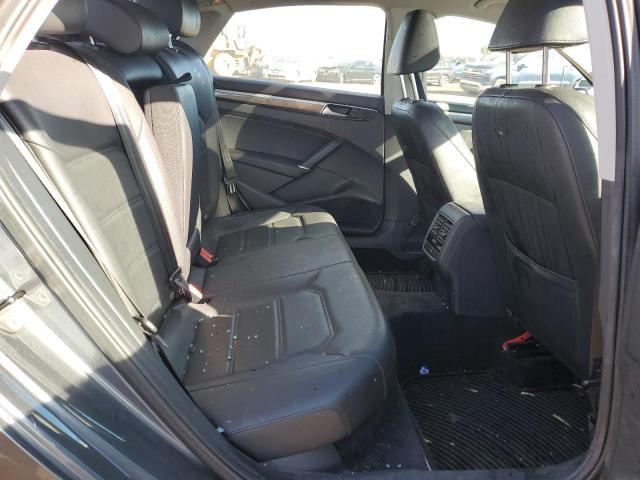 Photo 10 from auction – 2016 VOLKSWAGEN PASSAT SE with VIN 1VWBS7A37GC049822
