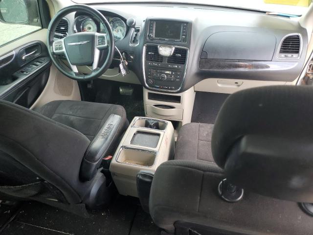 Photo 8 from auction – 2011 CHRYSLER TOWN & COU with VIN 2A4RR5DG3BR702382