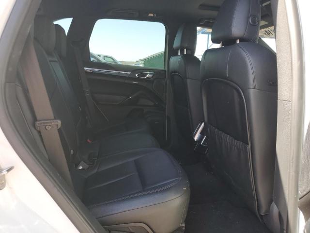 Photo 10 from auction – 2014 PORSCHE CAYENNE with VIN WP1AA2A28ELA93299
