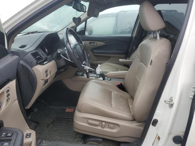 Photo 7 from auction – 2017 HONDA PILOT TOUR with VIN 5FNYF6H90HB035688