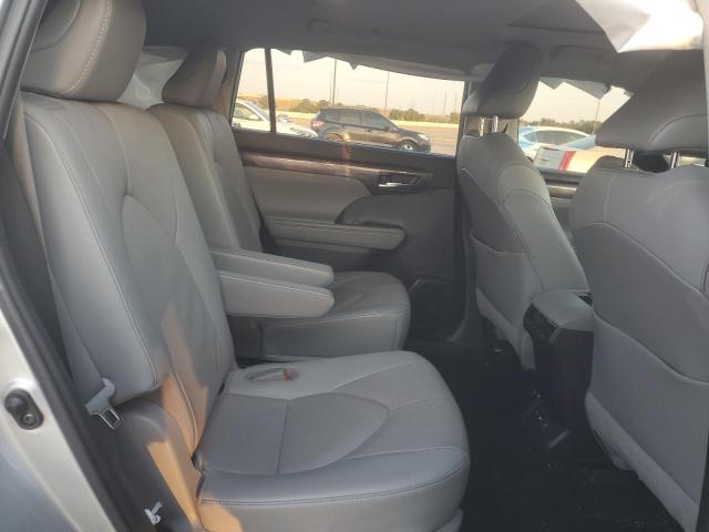 Photo 11 from auction – 2021 TOYOTA HIGHLANDER with VIN 5TDYZRAH7MS070180