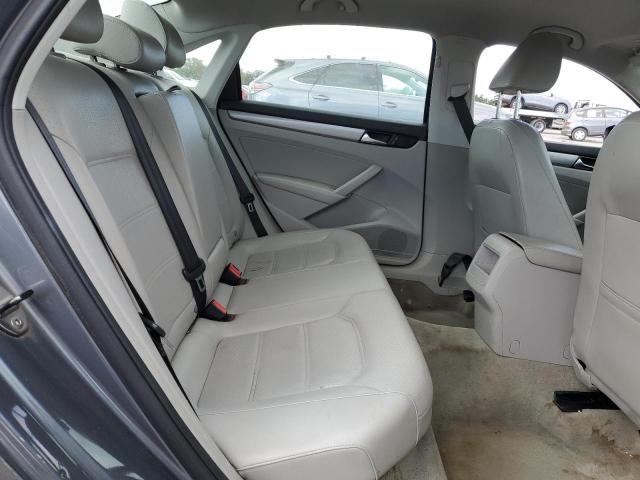 Photo 10 from auction – 2014 VOLKSWAGEN PASSAT S with VIN 1VWAS7A38EC067173