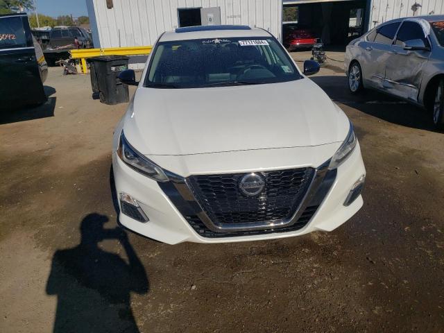 Photo 5 from auction – 2019 NISSAN ALTIMA SR with VIN 1N4BL4CW2KC244943