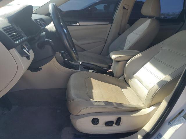 Photo 7 from auction – 2014 VOLKSWAGEN PASSAT SE with VIN 1VWBS7A37EC046531