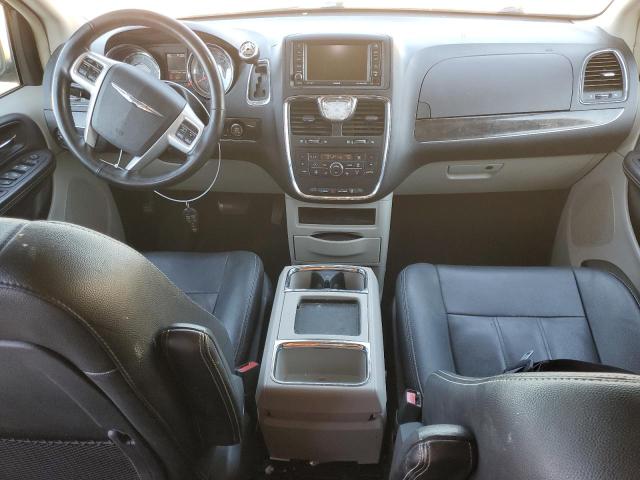Photo 8 from auction – 2016 CHRYSLER TOWN & COU with VIN 2C4RC1BGXGR207123