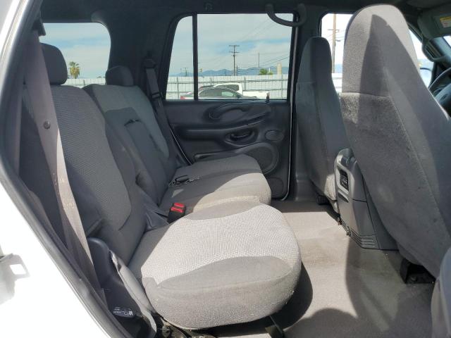 Photo 11 from auction – 2002 FORD EXPEDITION with VIN 1FMRU15L32LA51302
